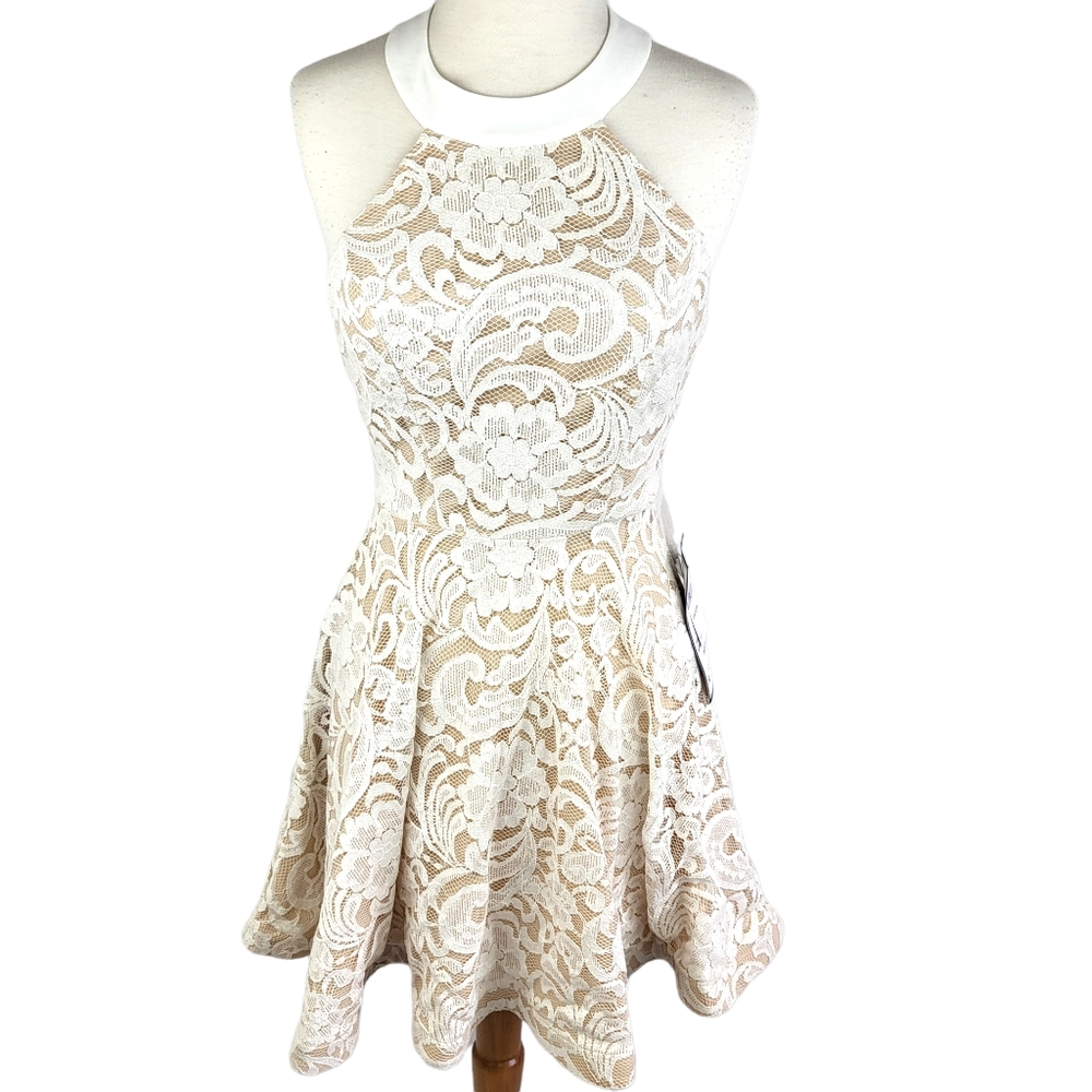 B DARLIN Women's Sleeveless Halter Mini Party Fit + Flare Dress Juniors Size 1/2